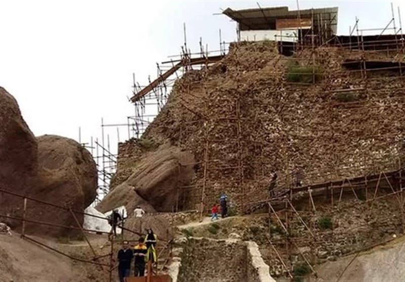 کارشناسان یونسکو به قلعه‌های الموت رفتند