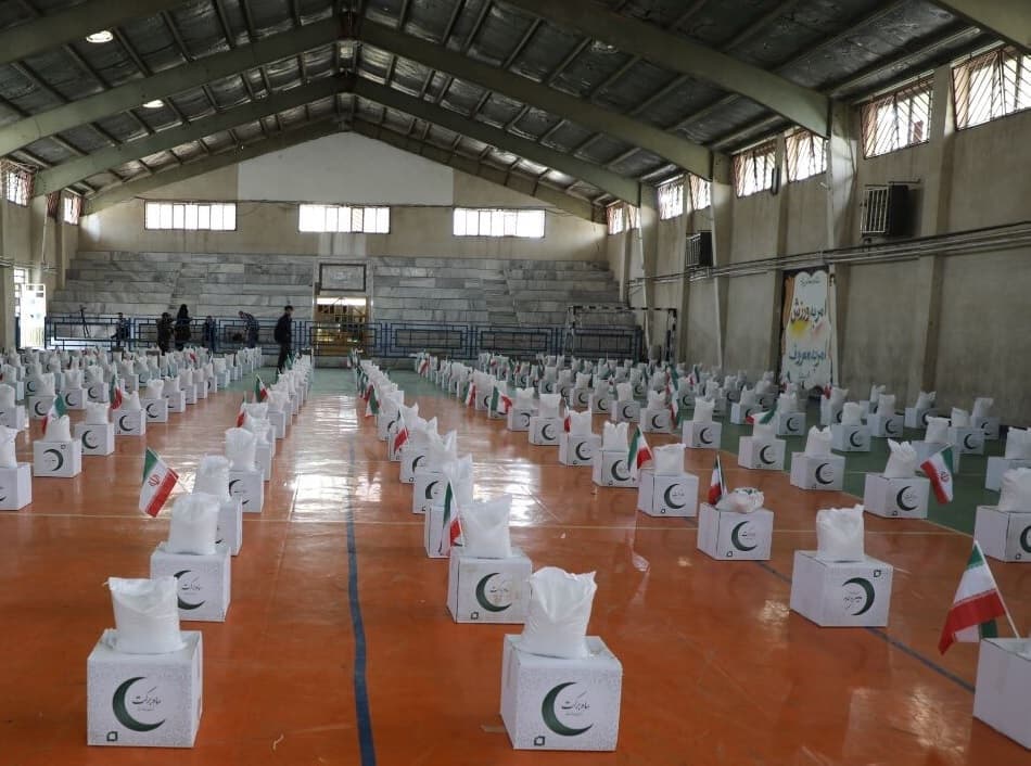 هزار بسته معیشتی در محلات کم‌ برخوردار استان زنجان توزیع شد