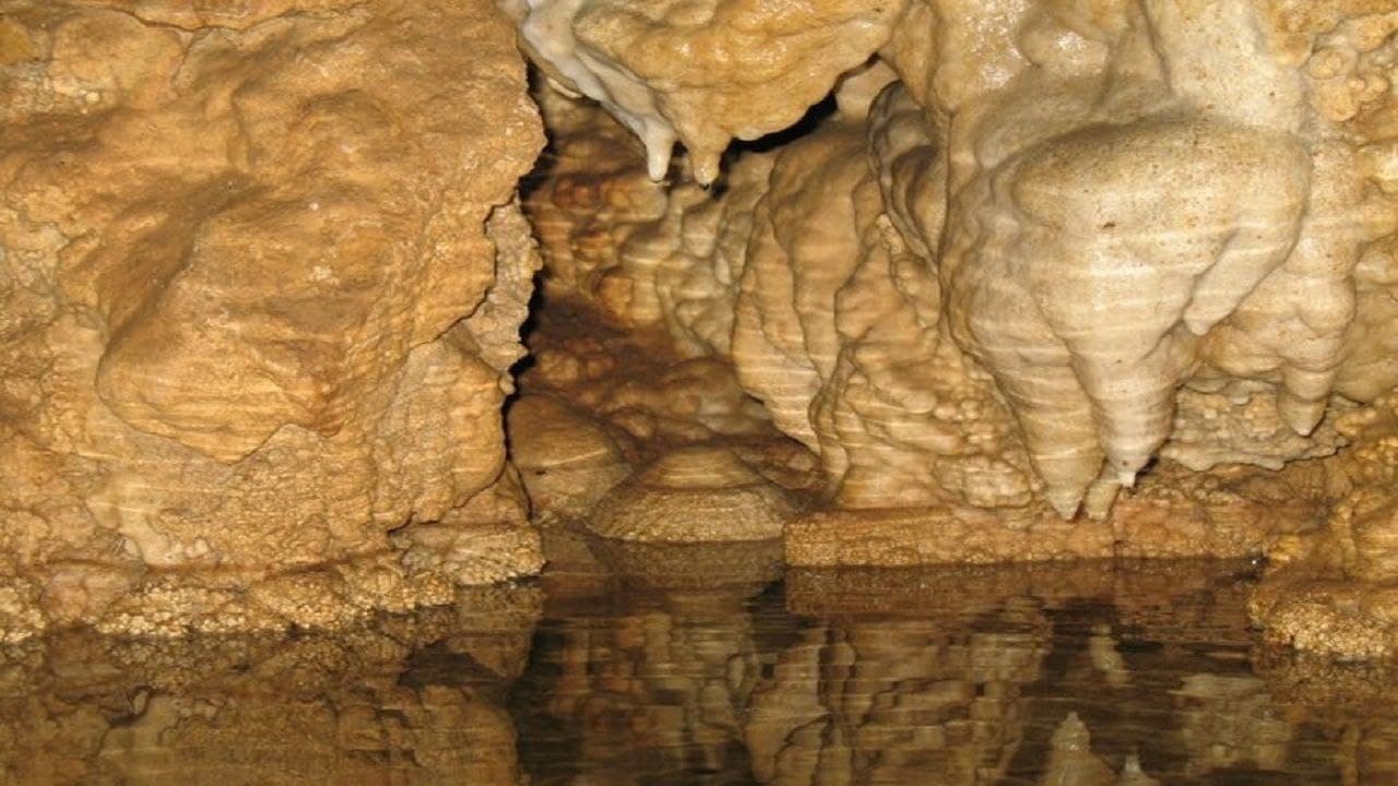 غار چپر مراغه