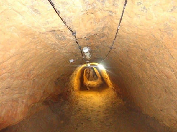 شهر زیرزمینی و تاریخی «دژمنده» در معرض تخریب قرار دارد