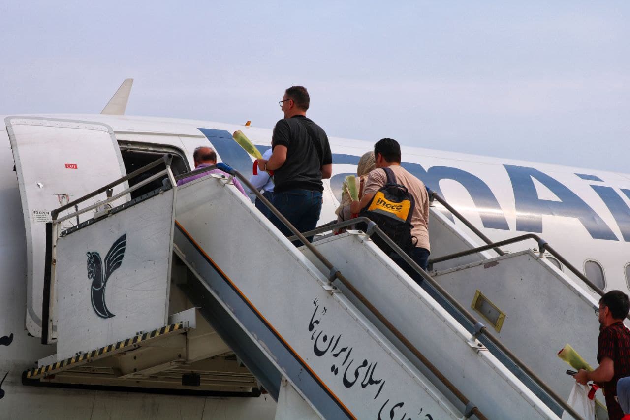 فرودگاه 