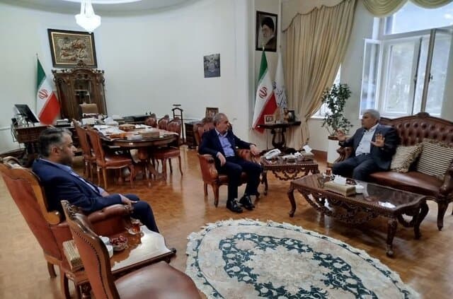 خیرین مدرسه ساز