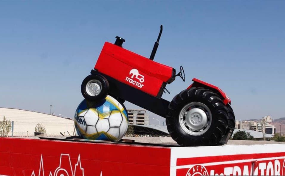 احداث پارک تراکتور در خوی!