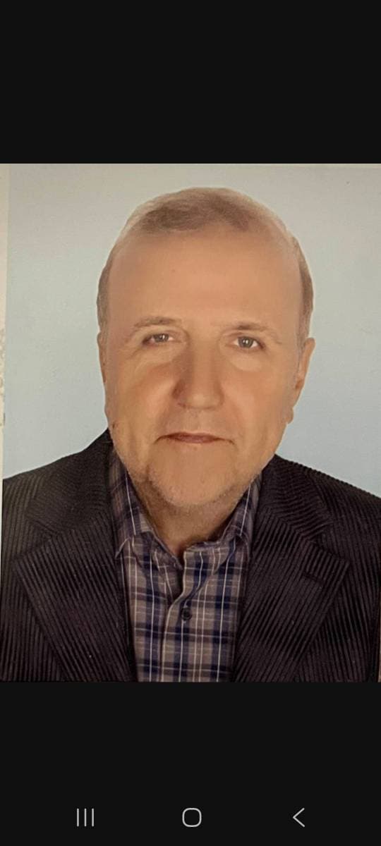 استاد اسماعیل هادی 