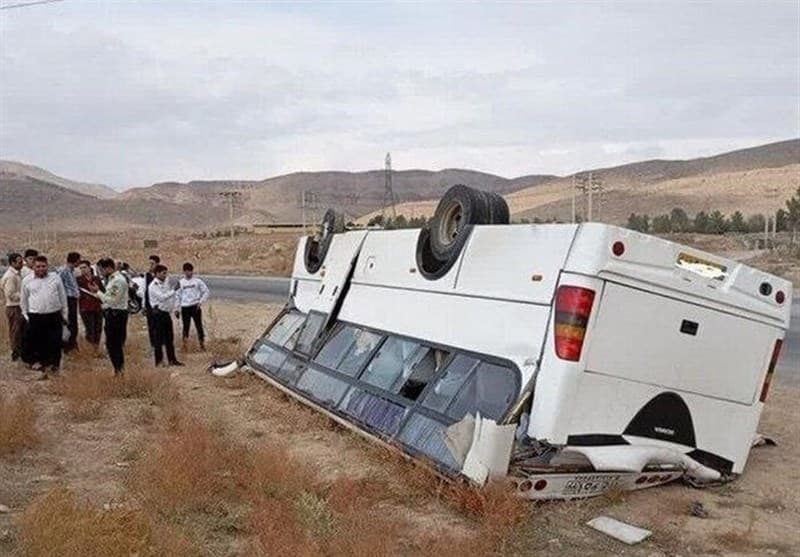 واژگونی مینی‌بوس حامل ۲۶ دانش‌آموز‌ ‌تیزهوش‌