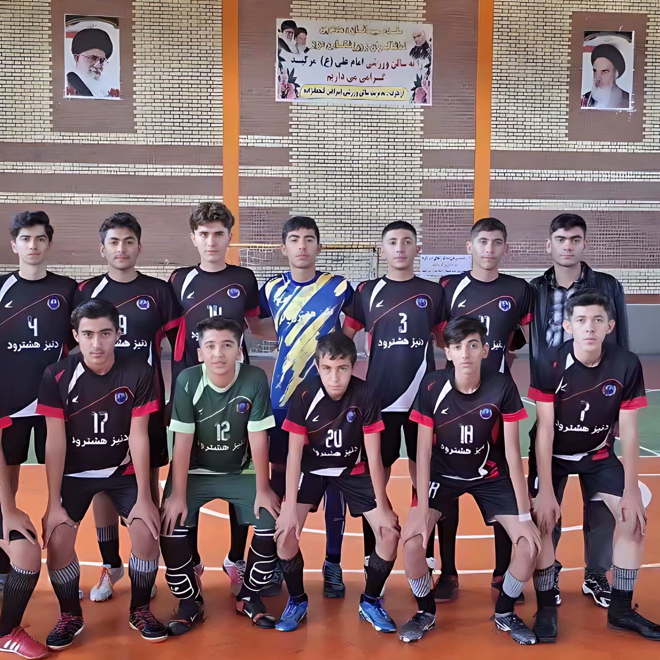 قهرمانی عجب شیر