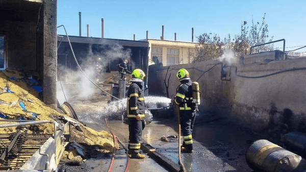 انفجار ۱۰ بشکه گازوئیل در اردبیل دو مصدوم برجای گذاشت