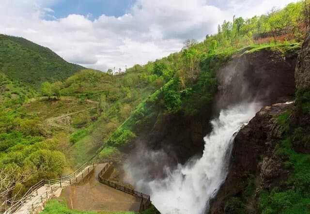 بیش از ۸۰ درصد جاذبه‌های طبیعی کشور در آذربایجان غربی است