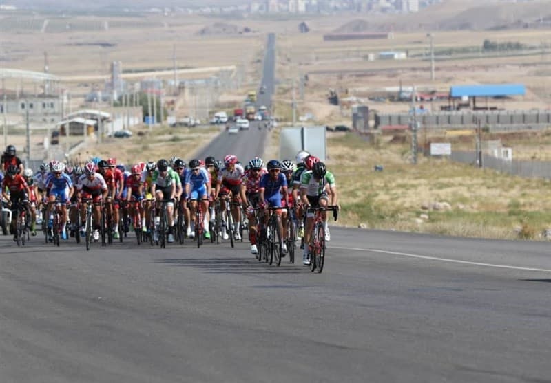 آغاز تور دوچرخه‌سواری ایران-آذربایجان با ۱۴ ملیت در تبریز