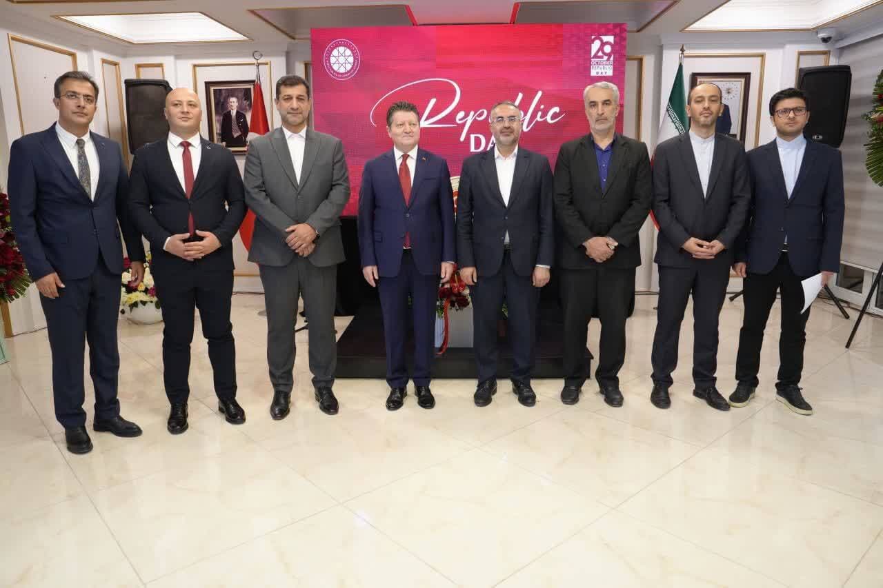 گرامیداشت سالگرد تأسیس جمهوری ترکیه در اورمیه