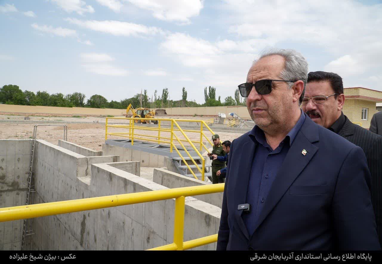 بازدید میدانی استاندار آذربایجان شرقی از تصفیه خانه فاضلاب آذرشهر